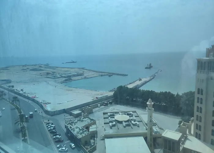Luxury Sea View Amazing Room Double Bed - Room Inside Apartment